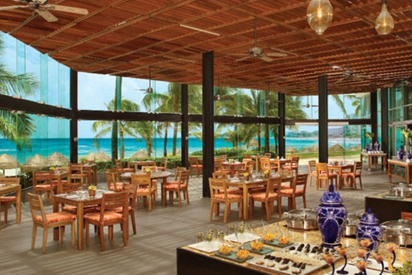 Restaurant - Krystal Grand Punta Cancún Hotel - All Inclusive - Punta Cancun, Mexico